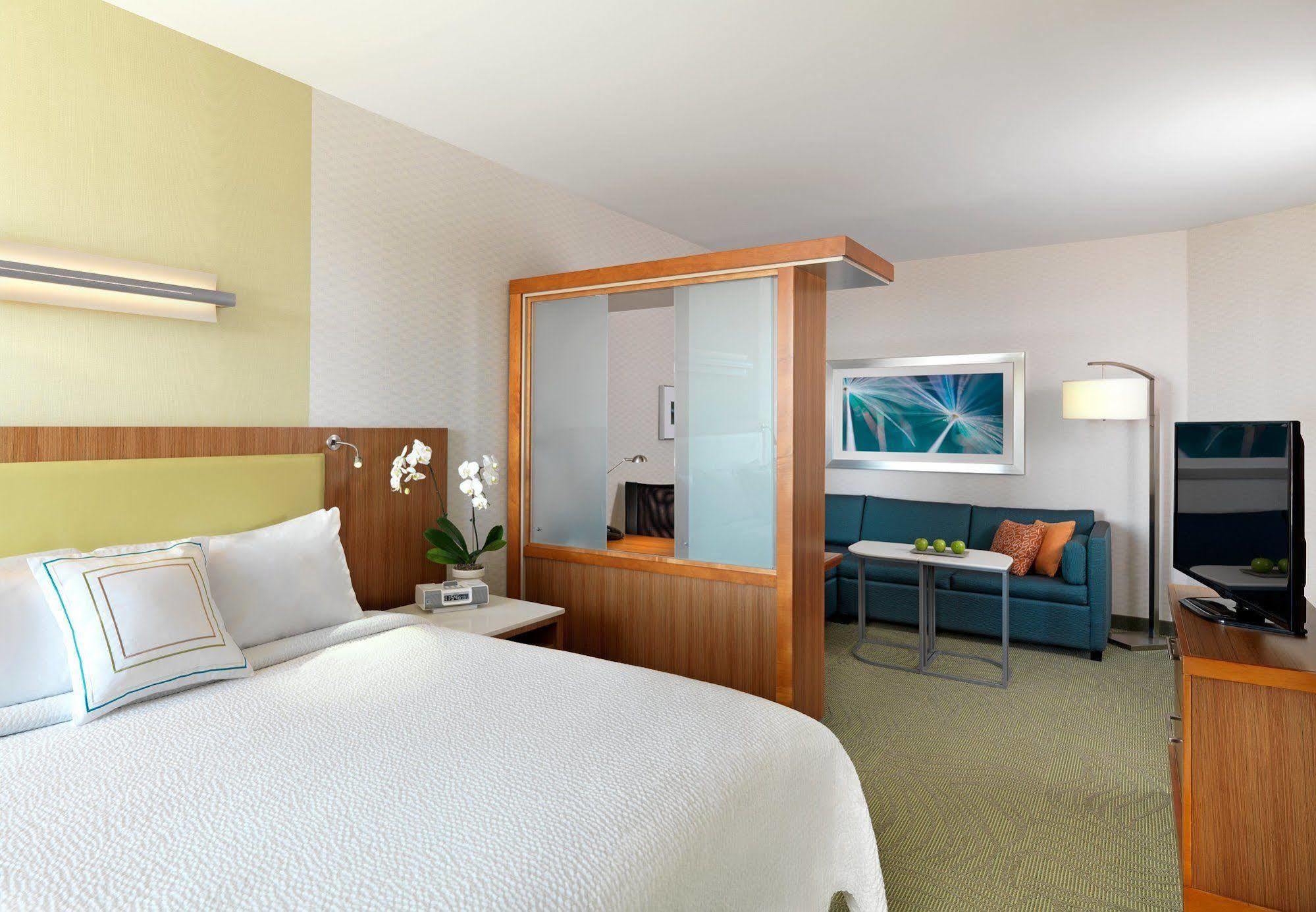 Springhill Suites By Marriott Coralville Zewnętrze zdjęcie